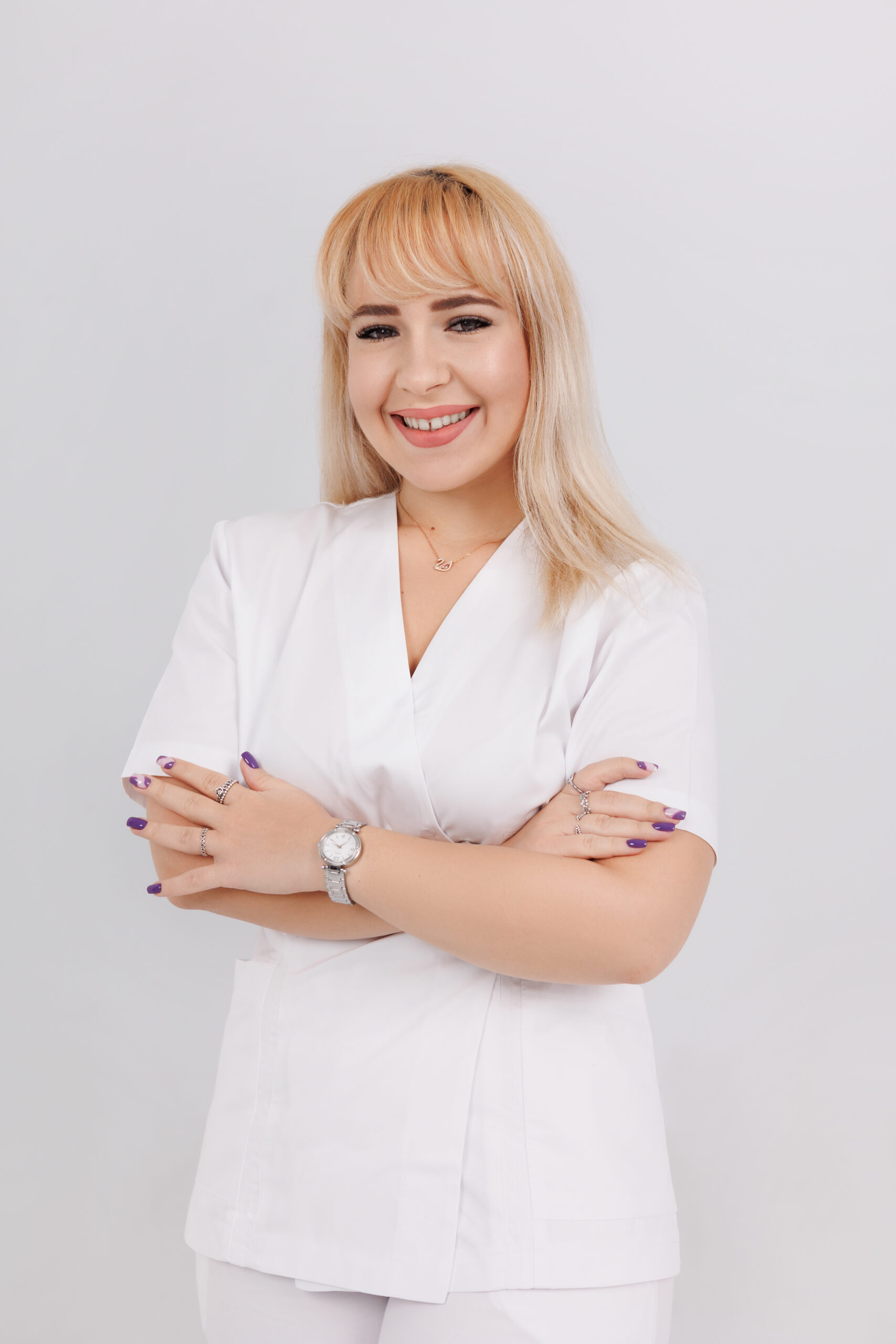 Andreea Parvu 
 Asistent medical